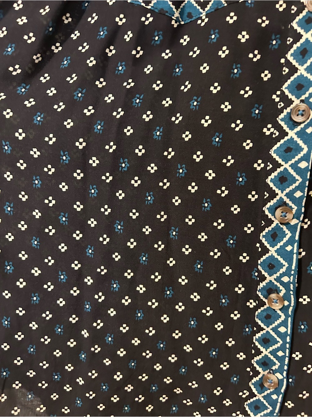 Anthropologie Akemi + Kin Black & Teal Sleeveless Button-Down Shirt - Picture 16 of 16